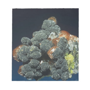 Descloizite op calciet notitieblok