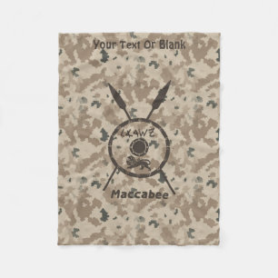 Desert Maccabee Shield and Spears Fleece Deken