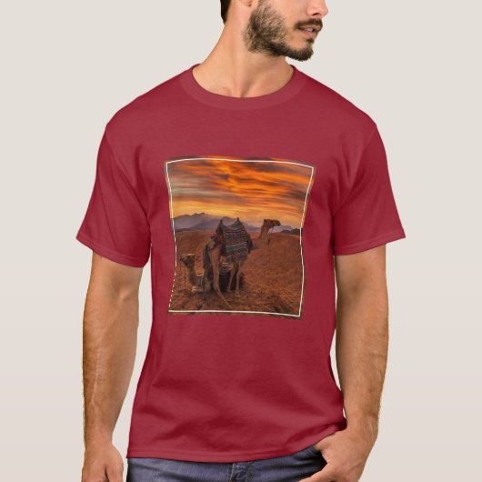 Deserts | Bactrian Camel Egypt Sand Dune T-shirt (Voorkant)