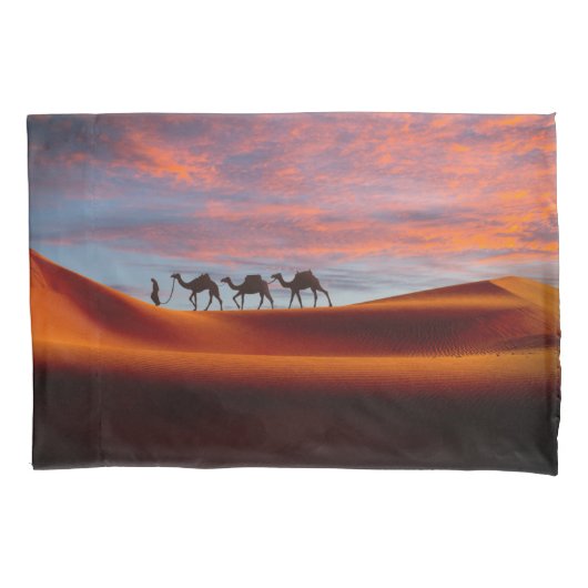 Deserts | Man & Camels in the Sand Dunes Kussensloop (Voorkant)