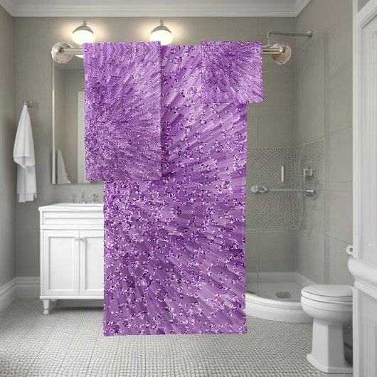 Design moderne et chic en violet avec effet paille