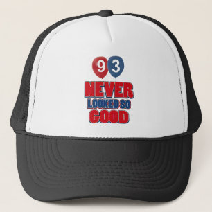 design van 93 jaar oud trucker pet