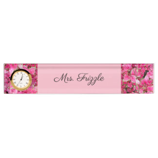 Desk Name Bord met Clock Option - Pink aanpassen Naambordje