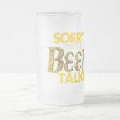 Désolé… qui est la bière parlant la tasse en verre (Centre)