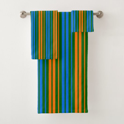 Dessin à rayures verticales vert orange bleu   (En situation)