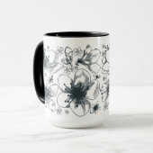 Dessin de fleur sur la tasse de sonnerie (Devant gauche)