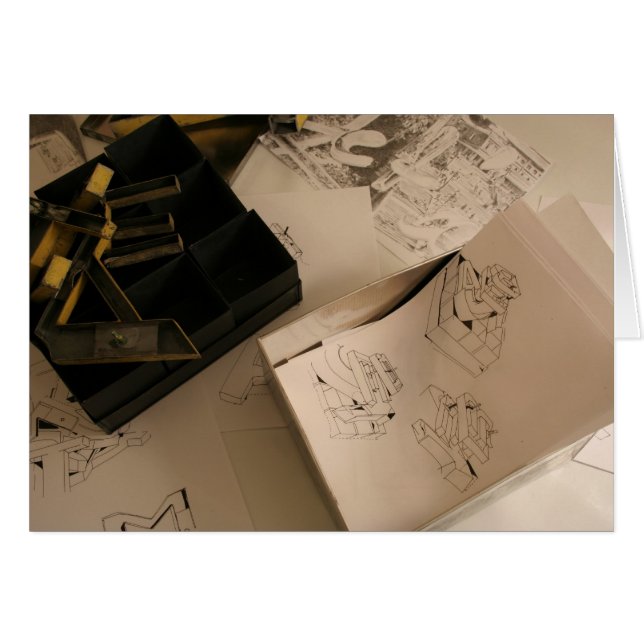 Dessins et lettres métalliques des Jeux du bâtimen (Devant horizontal)