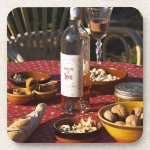 Dessous-de-verre Apéritif et apéritifs préparés: pain, olives,