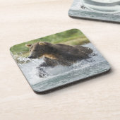 Dessous-de-verre Brown Bear chasing salmon in river (Côté gauche)