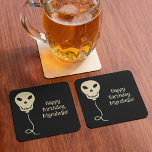 Dessous-de-verre Carré En Papier Ballotte crâne Goth fête d'anniversaire<br><div class="desc">Que ce soit une fête de saison éffrayante ou une fête d'anniversaire de style gothique, ajoutez une touche spéciale à votre événement avec des fournitures de fête personnalisées. Ces dessous de verre en papier sont prêts à être customisés avec votre propre message et présentent mon graphique en ballon en forme...</div>
