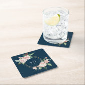 Dessous-de-verre Carré En Papier Blush Floral Navy Mariage Monogramme (En situation)