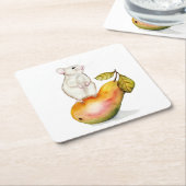 Dessous-de-verre Carré En Papier Charming Mouse on a Pear (Incliné)