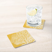 Dessous-de-verre Carré En Papier Corail jaune et blanc (En situation)