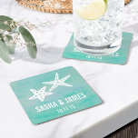 Dessous-de-verre Carré En Papier Dessous de verre de mariage Starfish Aqua Beach<br><div class="desc">Le design présente deux étoiles de mer blanches sur fond aéré de traits d'aquarelle turquoise. Parfait pour les mariages plage ou de destination ! Coordonner les accessoires disponibles dans notre boutique.</div>