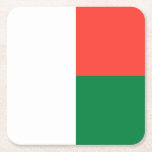 Dessous-de-verre Carré En Papier Drapeau de Madagascar<br><div class="desc">Drapeau patriotique de Madagascar.</div>