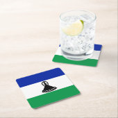 Dessous-de-verre Carré En Papier Drapeau du Lesotho (En situation)