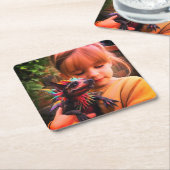 Dessous-de-verre Carré En Papier Fille avec créature (Incliné)