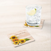 Dessous-de-verre Carré En Papier Fleurs de soleil rustiques sur bois (En situation)