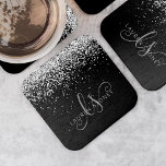 Dessous-de-verre Carré En Papier Glam Black Silver Parties scintillant Nom du monog<br><div class="desc">Dessous de verre de papier monogramme élégant à Parties scintillant en argent noir glam. Personnalisez facilement ce design de dessous de verre en papier chic et tendance, avec une élégante parties scintillant brillante argentée sur un arrière - plan noir. Le design comprend votre monogramme manuscrit avec de jolis tourbillons et...</div>