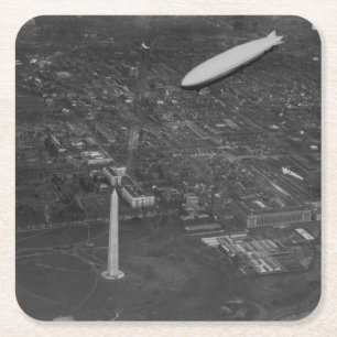 Dessous-de-verre Carré En Papier Le dirigeable "USS Los Angeles" ZR3 des USA volant