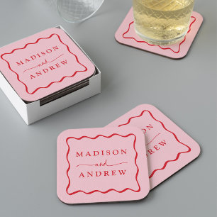 Dessous-de-verre Carré En Papier Mariage Moderne à Cadre Ondulé Rose et Rouge