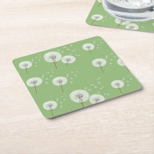 Dessous-de-verre Carré En Papier Motif Dandelion sur Green Arrière - plan (Incliné)