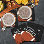 Dessous-de-verre Carré En Papier Noir de football américain<br><div class="desc">Les dessous de verre en papier personnalisables comportent un football américain sur le noir et les mots "It's Game Day !" ainsi que votre nom de famille. PLUS de couleurs et articles correspondants dans notre magasin.</div>