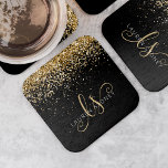 Dessous-de-verre Carré En Papier Nom du monogramme de la Parties scintillant d'or<br><div class="desc">Dessous de verre de papier monogramme élégant à Parties scintillant d'or Glam. Personnalisez facilement ce design de dessous de verre en papier chic et tendance, avec une élégante parties scintillant dorée brillante sur un arrière - plan noir. Le design comprend votre monogramme manuscrit avec de jolis tourbillons et votre nom....</div>