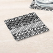 Dessous-de-verre Carré En Papier Patchwork rayé noir et blanc avec dentelle (Incliné)