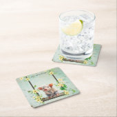 Dessous-de-verre Carré En Papier Piglet sur une balançoire (En situation)