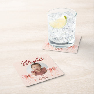 Dessous-de-verre Carré En Papier Première année avec un nœud rose !