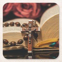 Rosaire en bois avec Jésus sur Croix