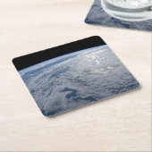 Dessous-de-verre Carré En Papier Soleil Brillant Sur L'Océan Pacifique Sud. (Incliné)