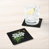 Dessous-de-verre Carré En Papier Tulipes et jonquilles Fleurs Arrière - plan noir (En situation)