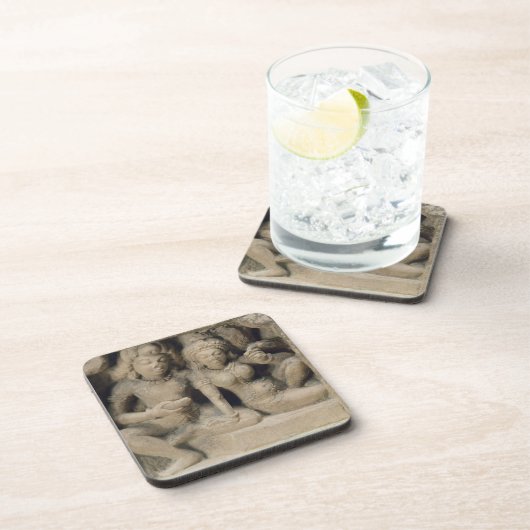 Dessous-de-verre Découpage en pierre des amants appréciant un (Côté Droit)