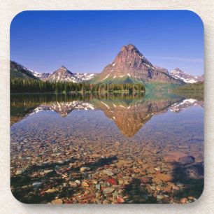 Dessous-de-verre Des montagnes se reflètent dans le lac calme Two M