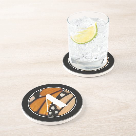 Dessous De Verre En Grès Aile papillon monarque initiale orange et noir (Côté)