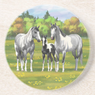 Dessous De Verre En Grès Chevaux De Peinture Gris De Pâte De Poisson En Été