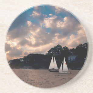 Dessous De Verre En Grès États-Unis, Massachusetts. Voile au coucher du sol