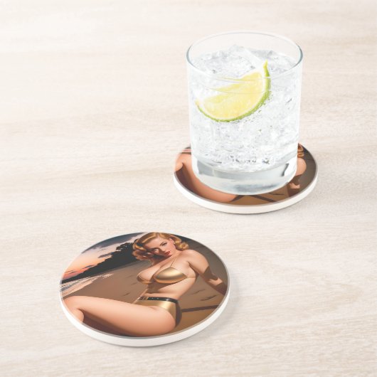 Dessous De Verre En Grès Fille dans le Bikini d'or (Côté)