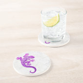 Dessous De Verre En Grès Gecko pourpre s'élevant sur un mur blanc (Côté)