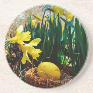Dessous De Verre En Grès Les jonquilles jaunes et un oeuf de Pâques jaune