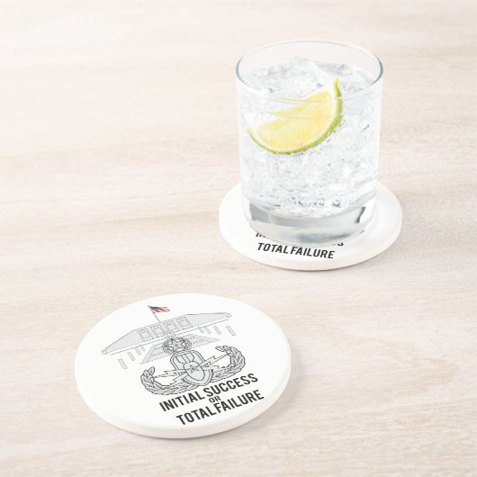 Dessous De Verre En Grès Maître EOD et mémorial (Côté)