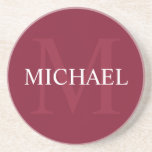 Dessous De Verre En Grès Monogramme et nom personnalisé Bourgogne rouge<br><div class="desc">Le Monogramme personnalisé et le cadeau de nom comprend le nom personnalisé en blanc et monogramme en rouge bordeaux clair comme arrière - plan, dans le style de police serif classique, sur arrière - plan rouge bordeaux. Parfait comme cadeau de vacances, cadeau de fête des pères, cadeau de remerciement pour...</div>