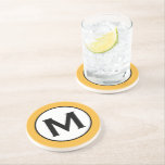 Dessous De Verre En Grès Monogramme jaune moutarde moderne<br><div class="desc">Le design initial monogramme moderne présente un design jaune moutarde à la mode,  avec un médaillon monogramme noir et blanc en typographie de bloc classique pour un look cool,  unique mais simple et élégant.</div>