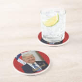 DESSOUS DE VERRE EN GRÈS SIGNÉ PAR LE PRÉSIDENT TRUMP (Côté)