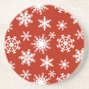 Dessous De Verre En Grès Snowflakes en blanc sur arrière - plan rouge