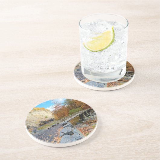 Dessous De Verre En Grès Taughannock tombe parc d'état (Côté)