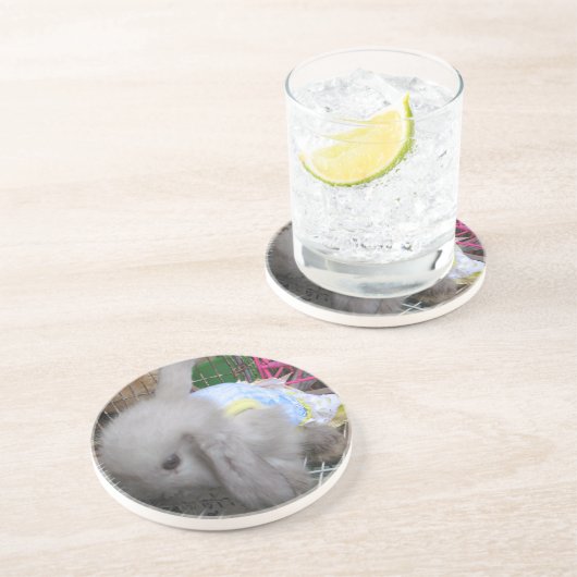 Dessous De Verre En Grès Un mignon lapin en robe (Côté)