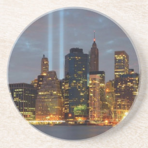Dessous De Verre En Grès Vue d'horizon de ville dans la nuit